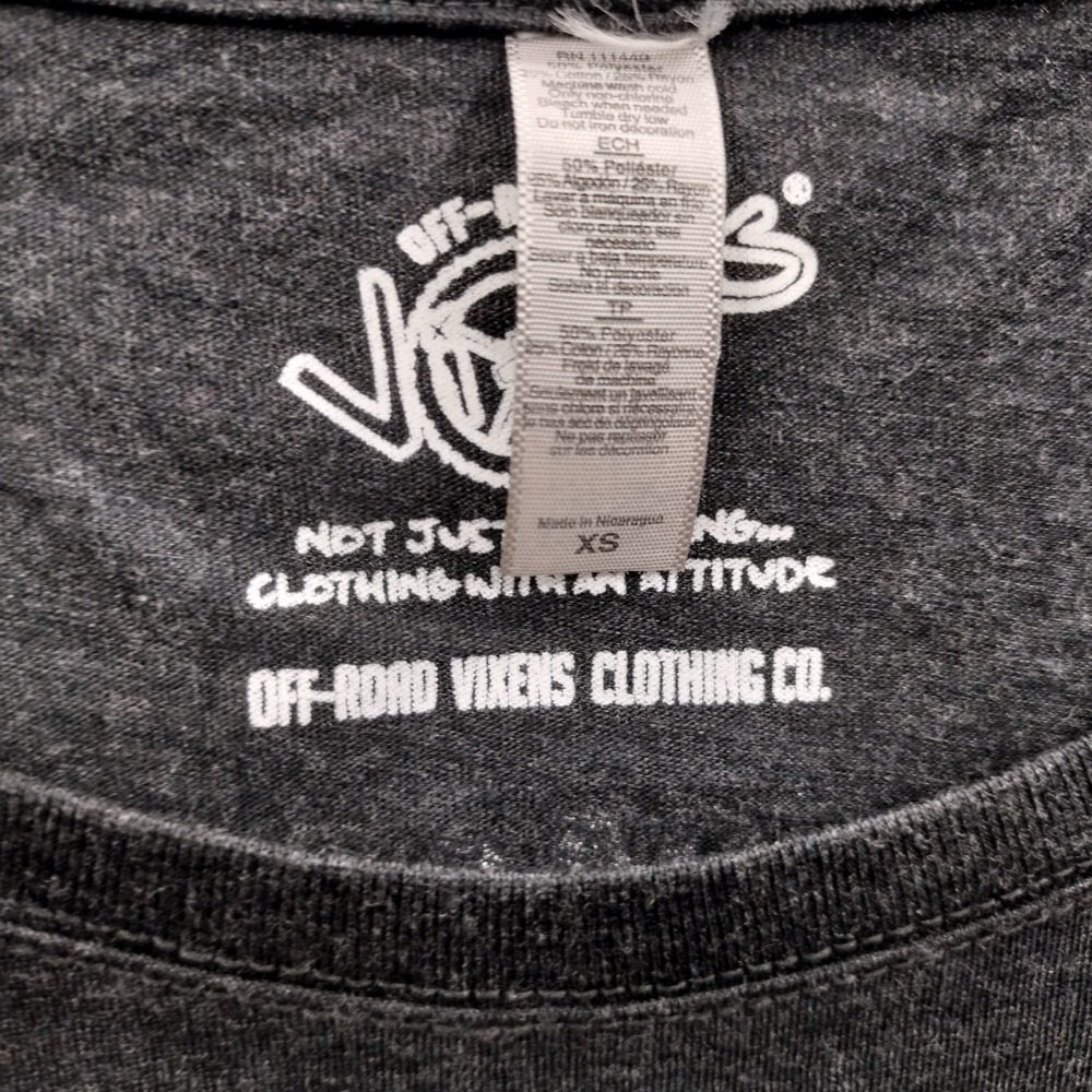 NWT OFF ROAD Vixens Girls Get Dirty Too Explore T-Shirt Women's XS Black Clarke - Picture 3 of 4